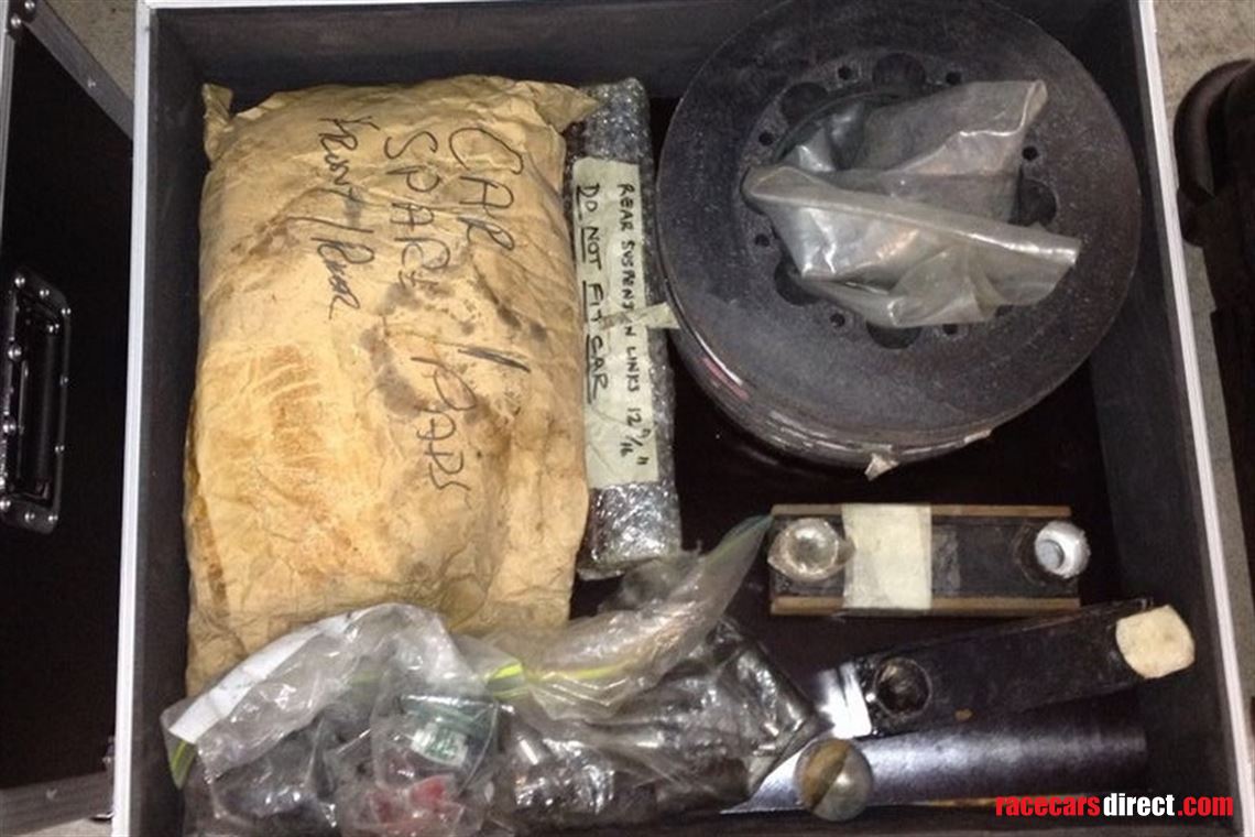 tyrrell-017b-chassis-02