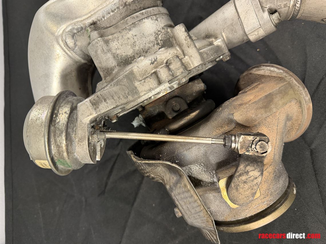 ferrari-488-challenge-pista-turbocharger