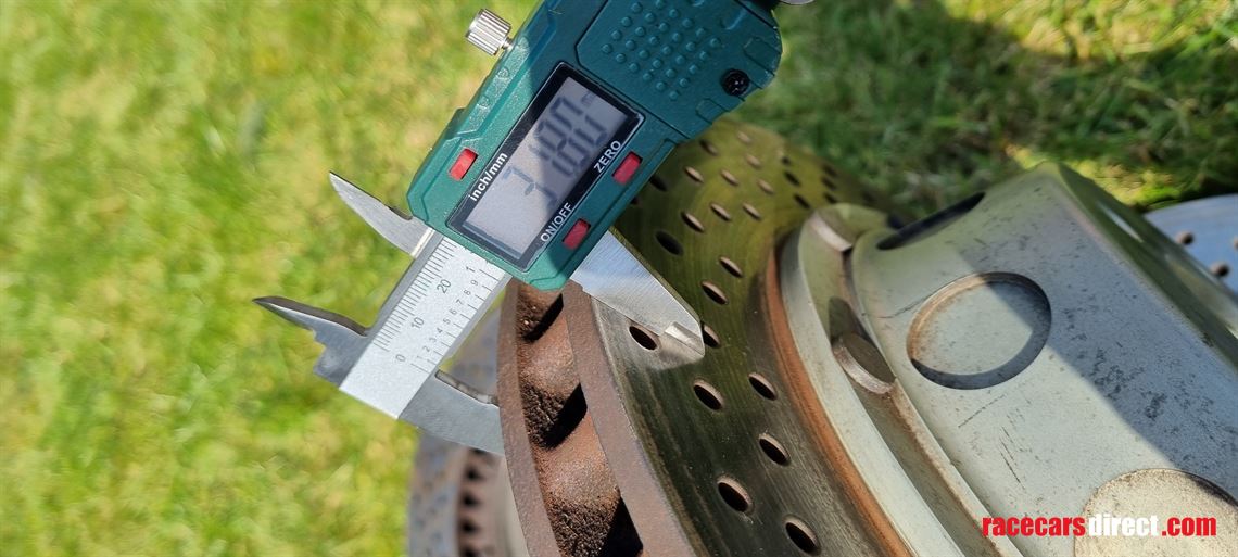 ferrari-f40-brake-discs