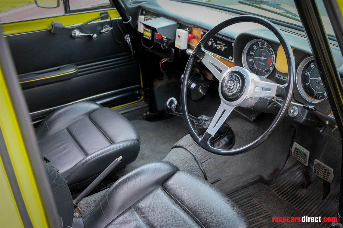 1968-alfa-romeo-giulia-super-16