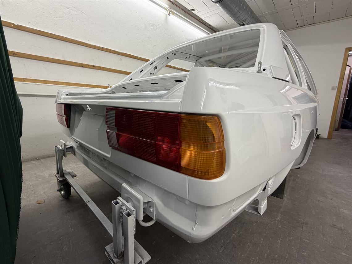 bmw-e30-m3-body-shell-rolling-chassis-group-a