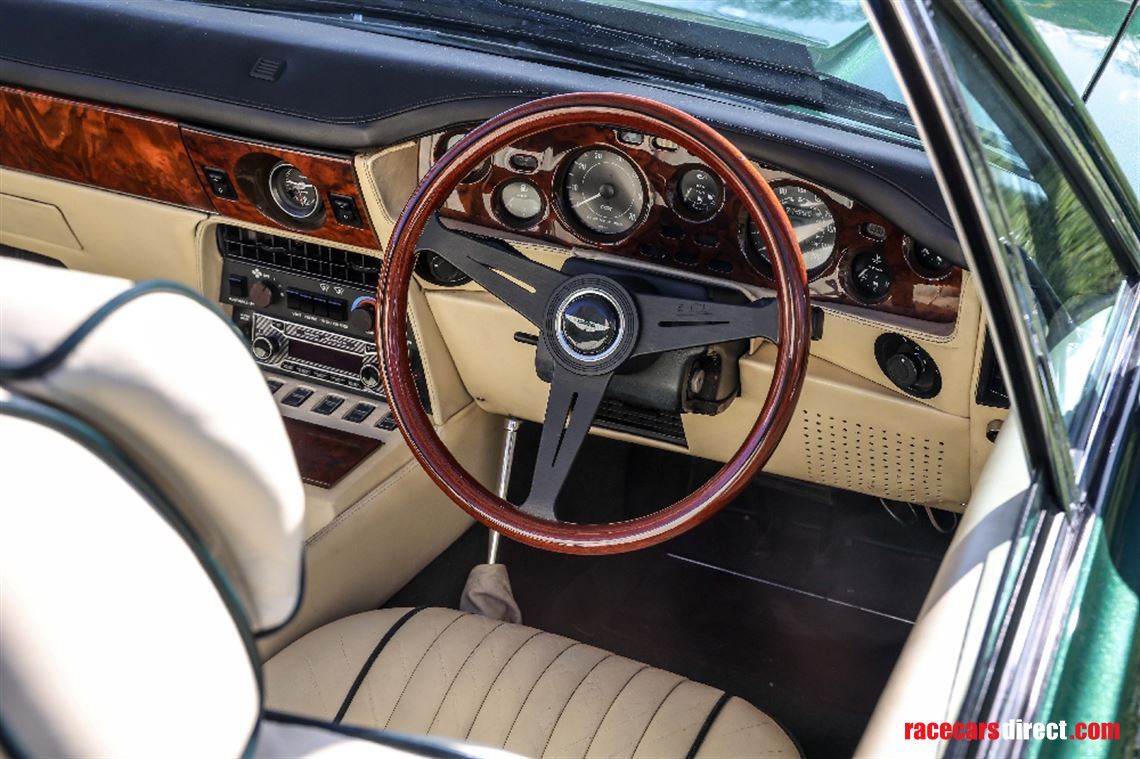 aston-martin-v8-volante