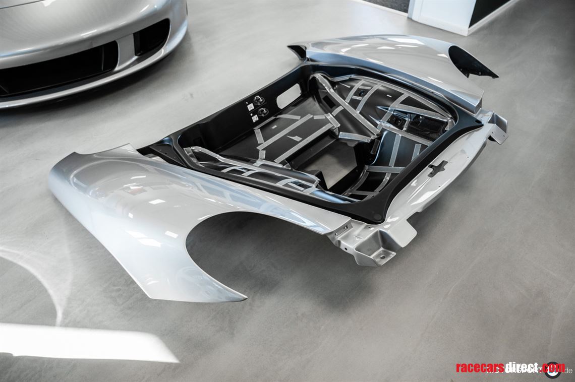 porsche-carrera-gt-front-fender-unit-hood-bon