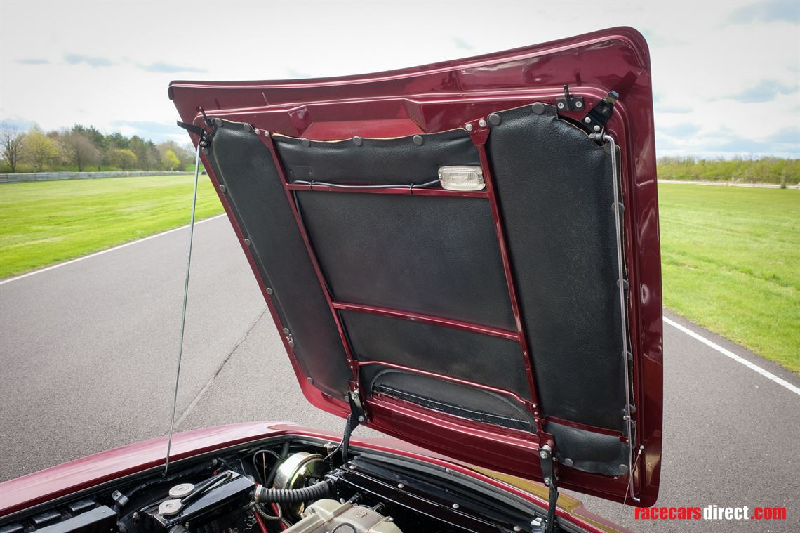 1969-aston-martin-dbs