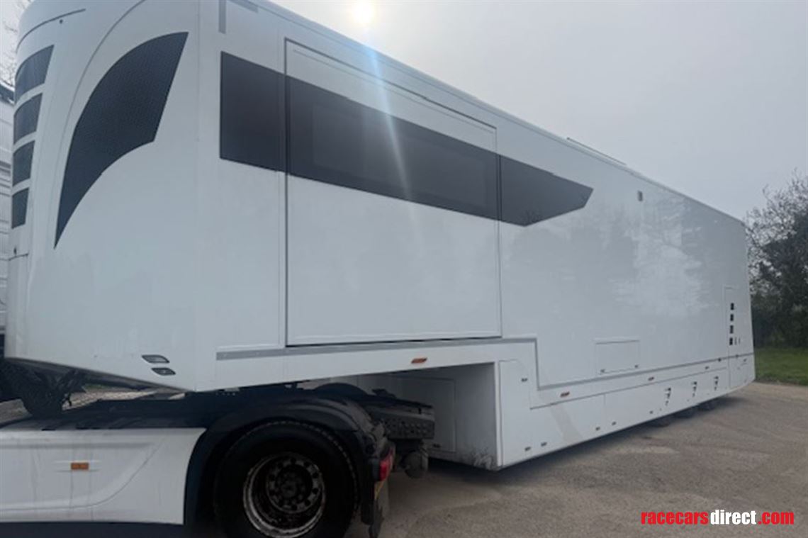 renegade-podded-race-trailer