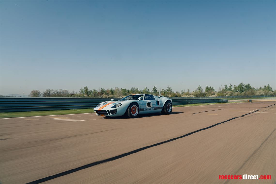 1969-ford-gt40-p1033