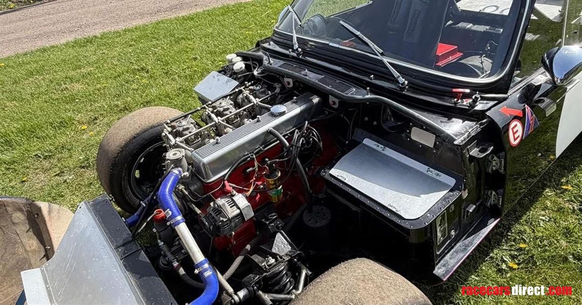 1969-triumph-gt6-race-car