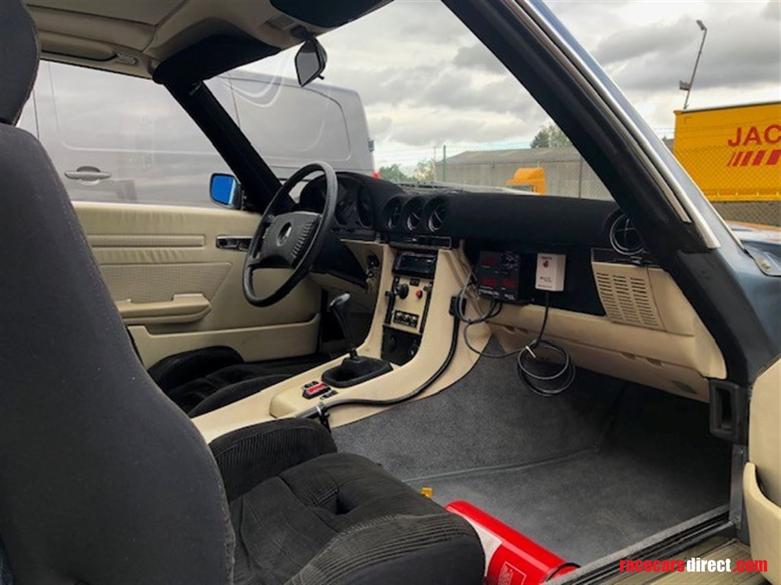 mercedes-slc-1974-fully-prepared-for-historic