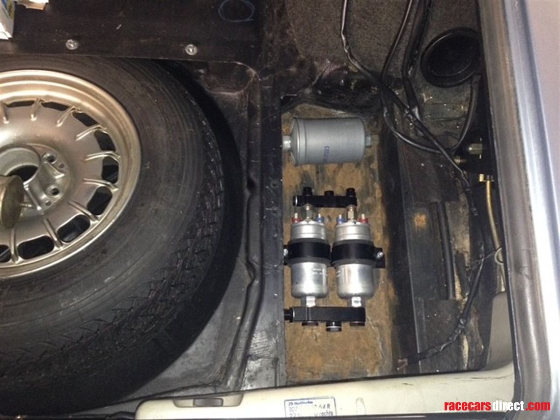 mercedes-slc-1974-fully-prepared-for-historic