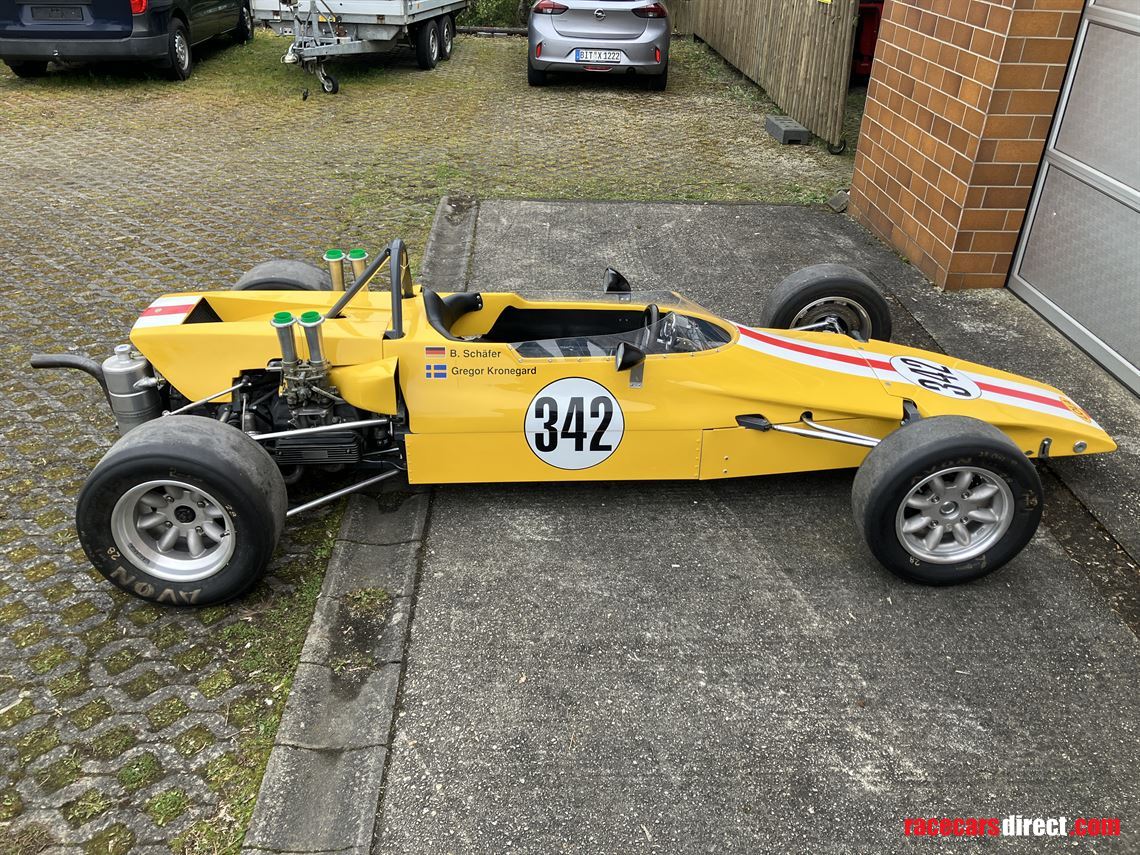 lola-t250-formula-super-vau