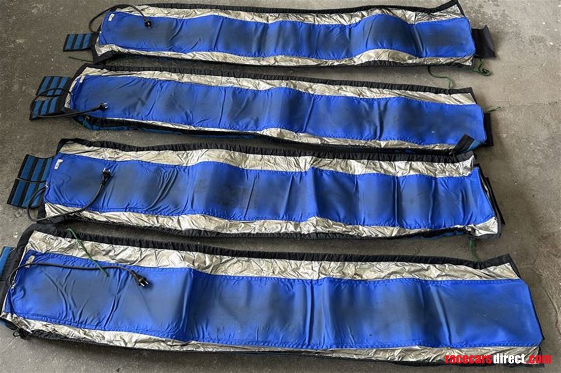 tyre-warmers-for-race-cars