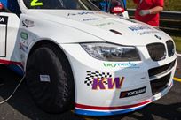 tyre-warmers-for-race-cars