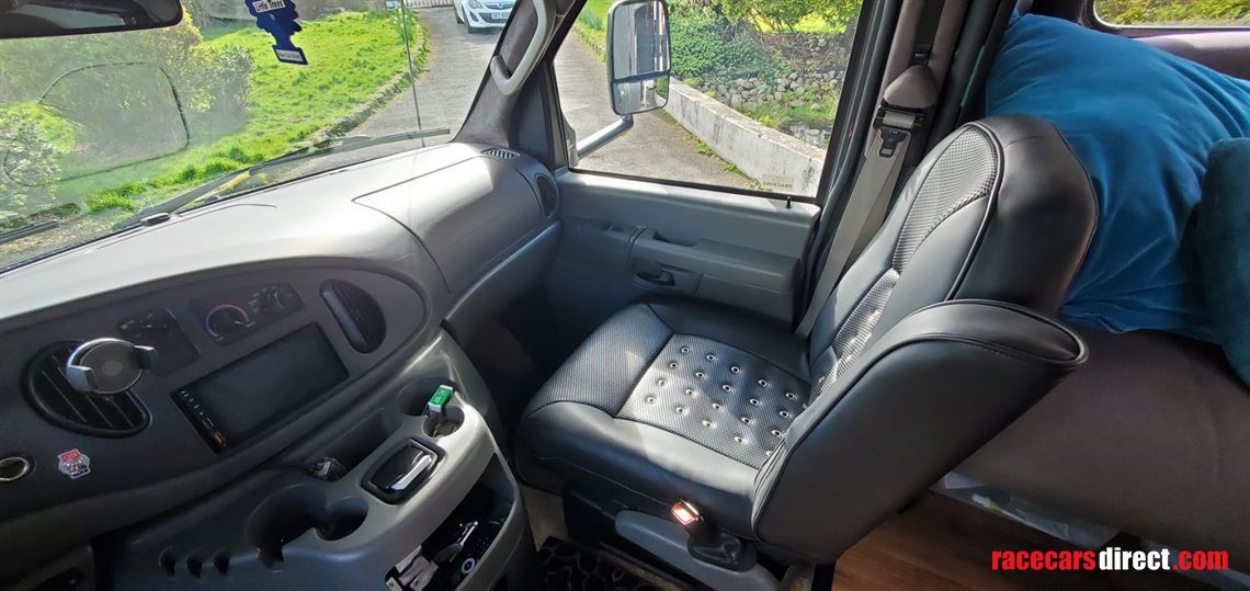 2005-four-winds-fun-mover-31c---race-truck-cr