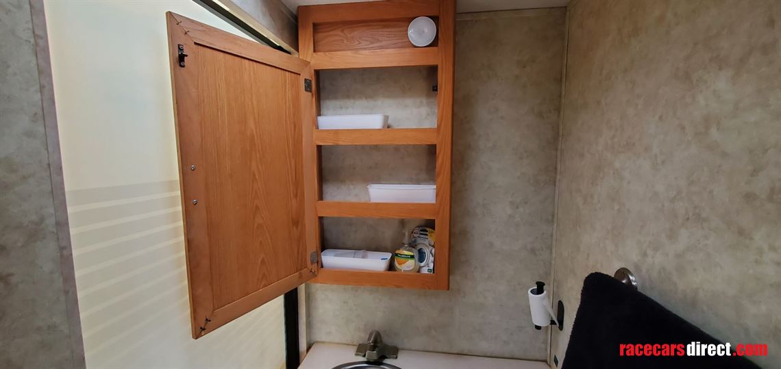 2005-four-winds-fun-mover-31c---race-truck-cr