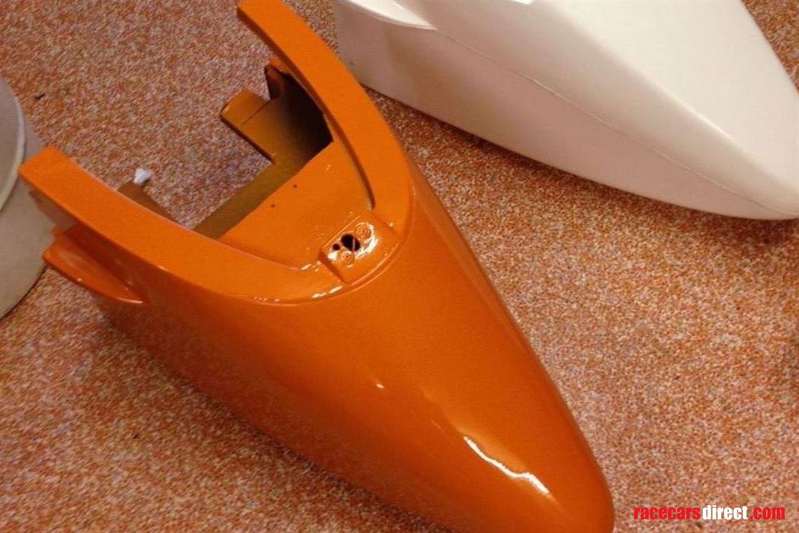 van-diemen-rf99-01-era-sidepods