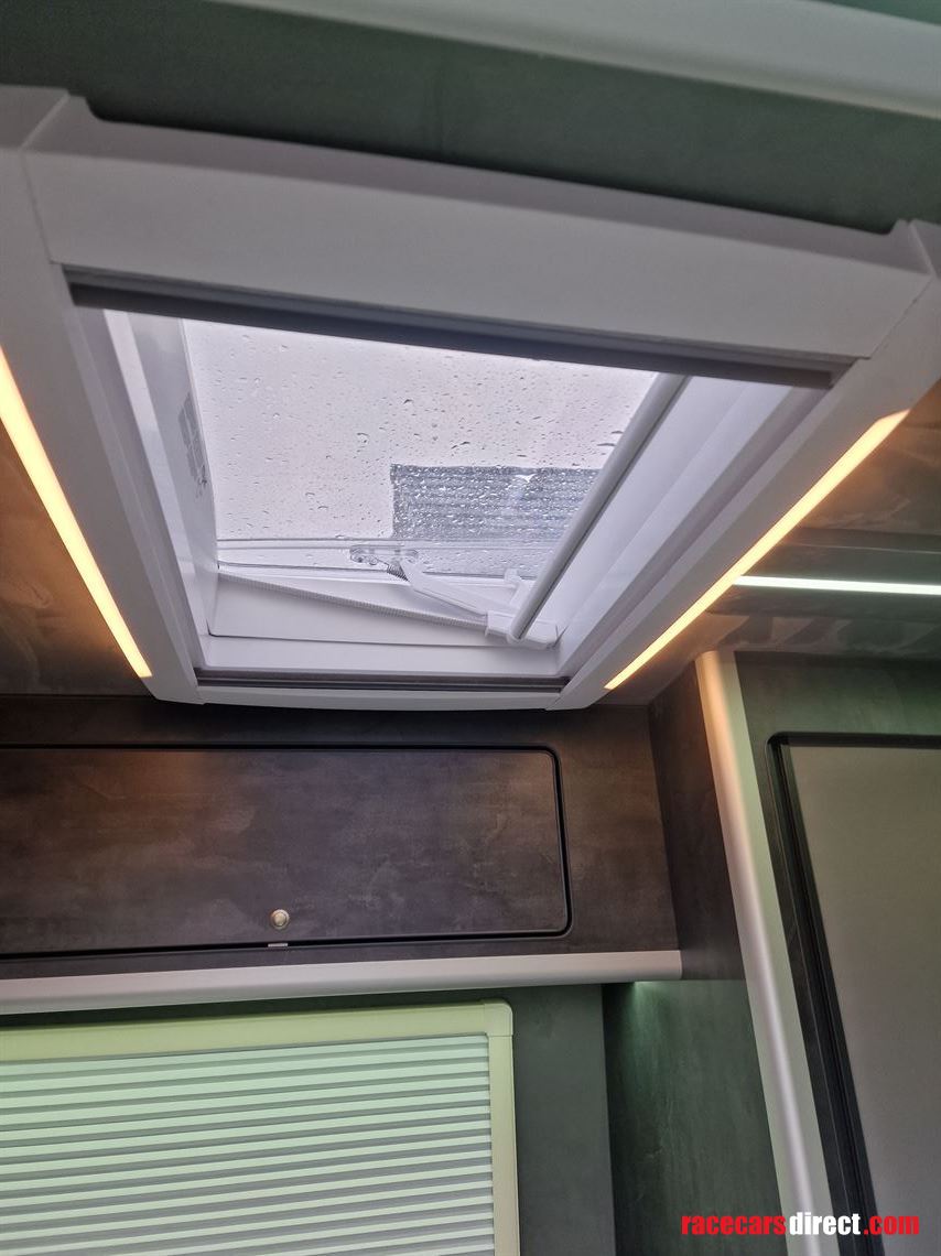 mercedes-sprinter-racehome-2021