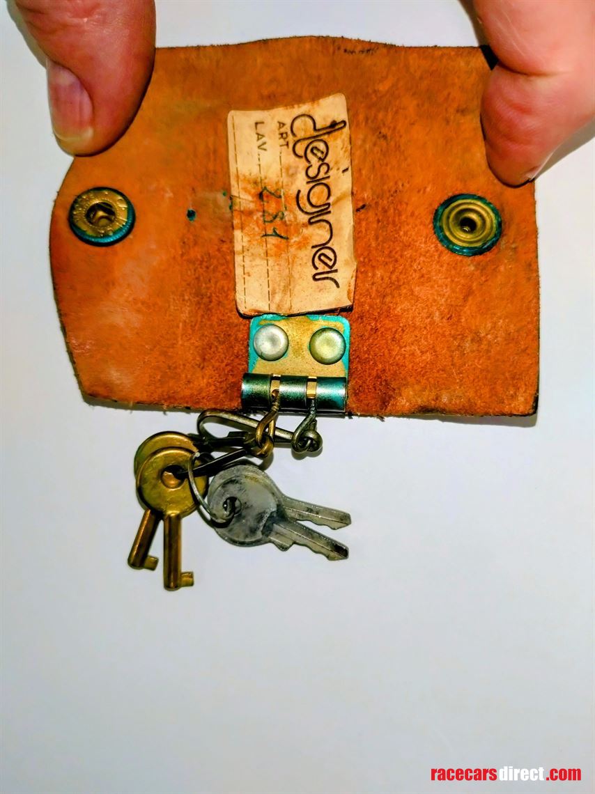 ferrari-512-bb-bbi-luggage