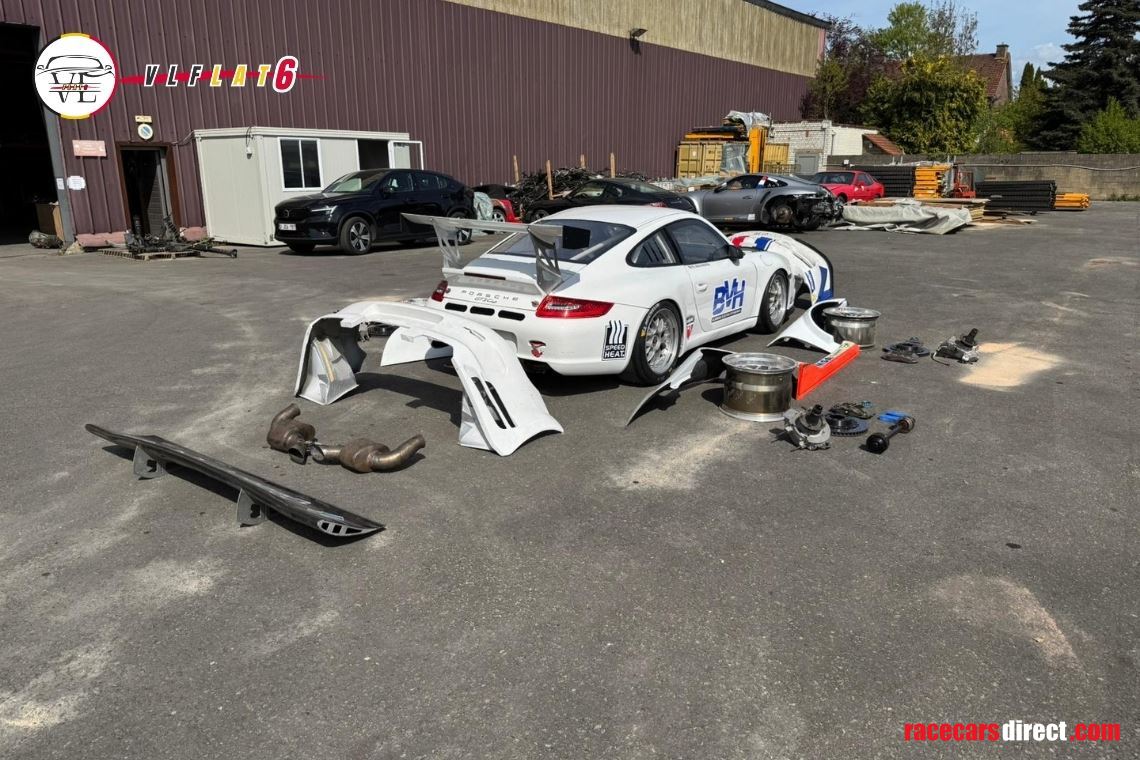 porscher-997-gt3-cup-with-original-full-rsr-k