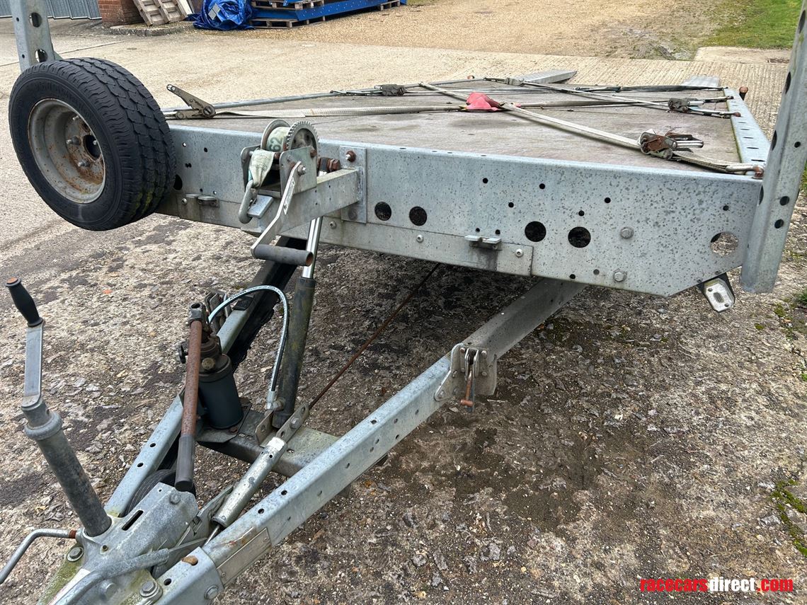 woodford-hydraulic-tilt-bed-trailer