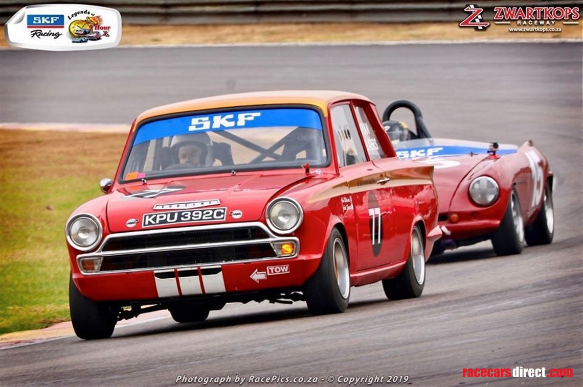 1965-ford-cortina-mki-race-car