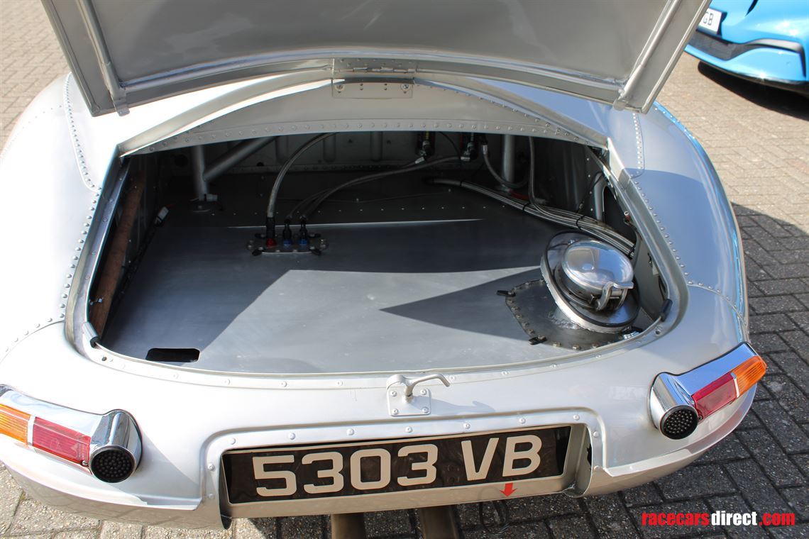 jaguar-low-drag-e-type-fia-winning-car