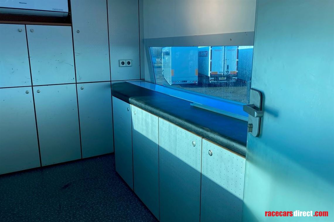 bischoff-scheck-racetrailer