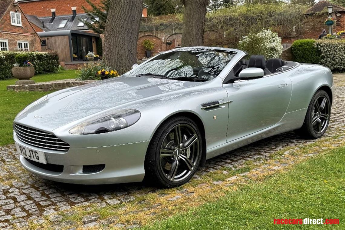 aston-martin-db9-volante