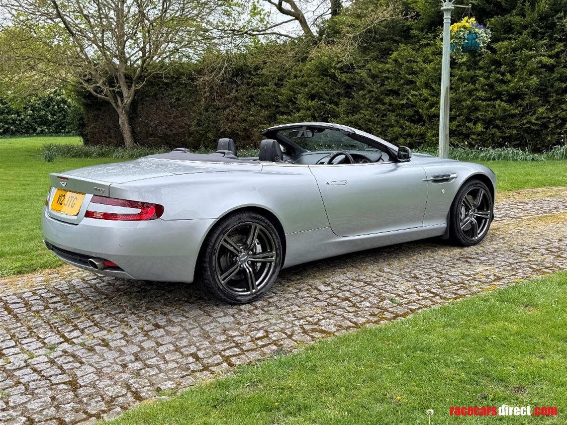 aston-martin-db9-volante