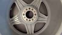 7-x-15-centre-lock-alloy-wheels