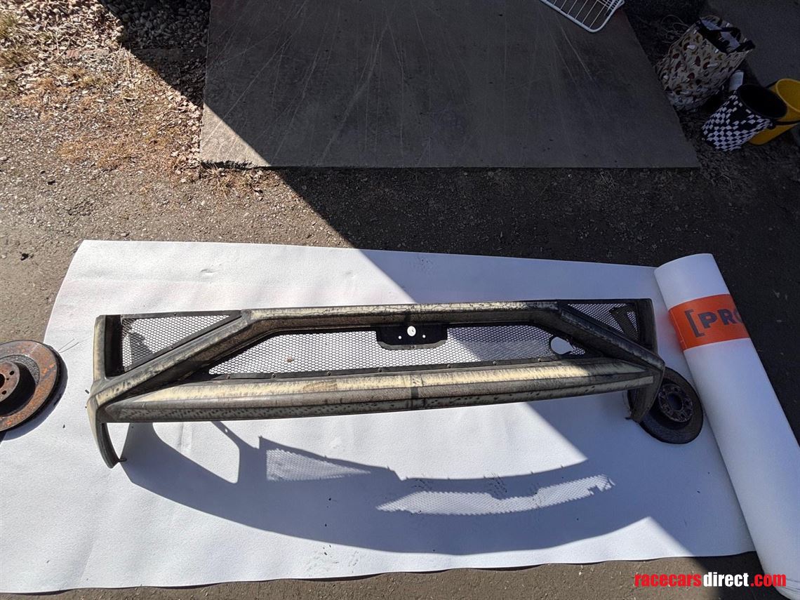 lamborghini-gallardo-supertrofeo-parts