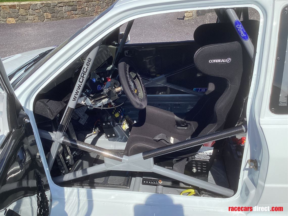 fiesta-rs-race-rally-car