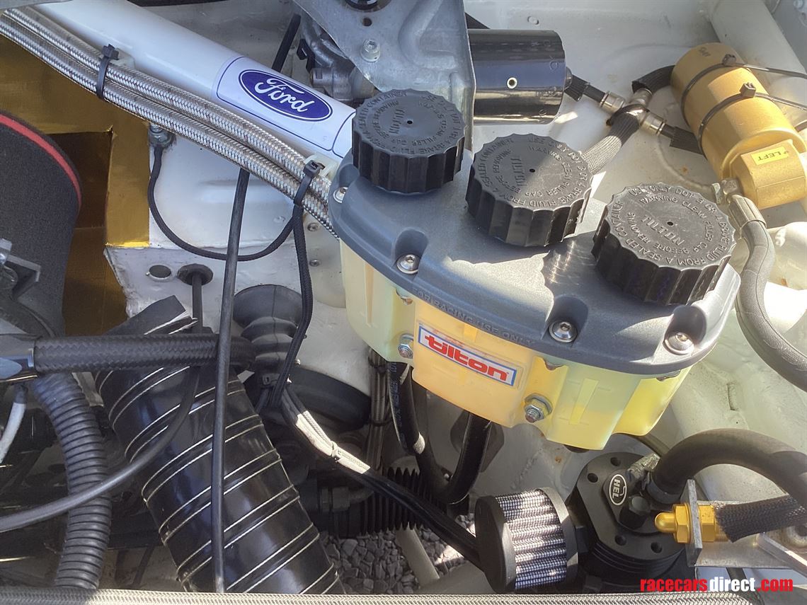 fiesta-rs-race-rally-car