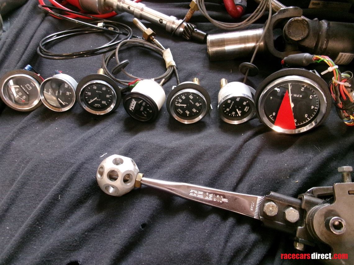 historic-racing-drivetrain-chevrolet-327-v8--