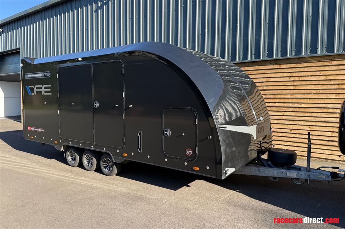 very-high-spec-brian-james-rt7-trailer