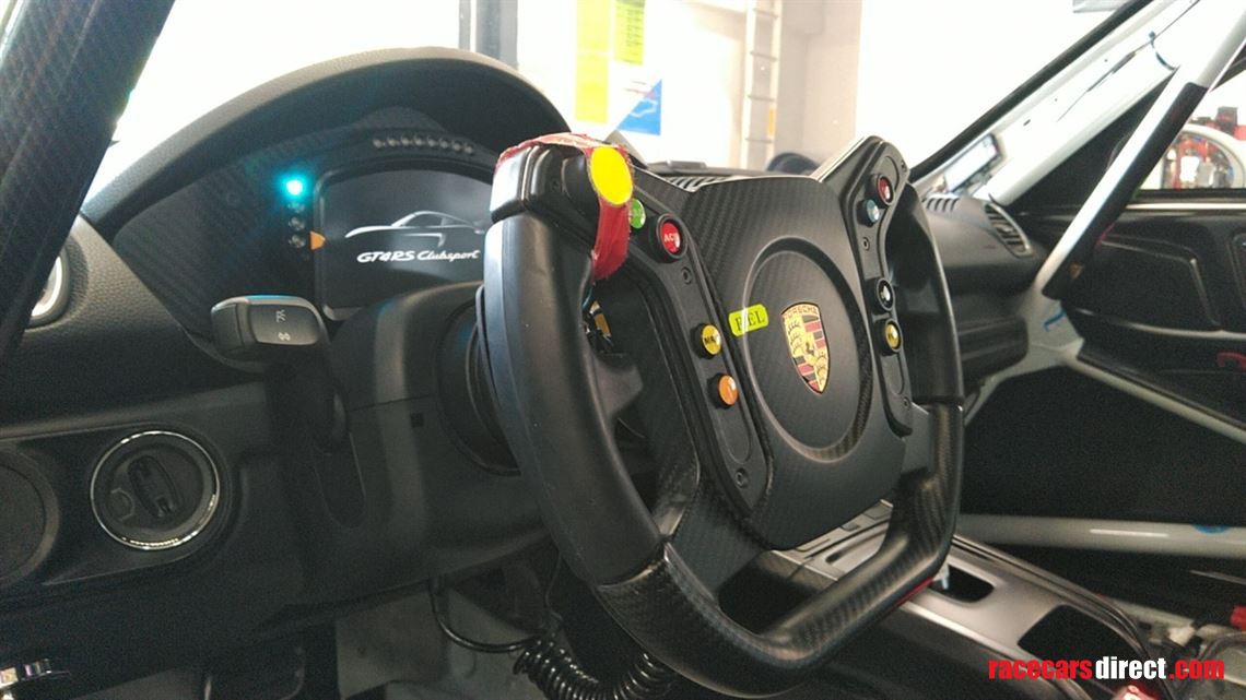 porsche-cayman-718-gt4rs-clubsport
