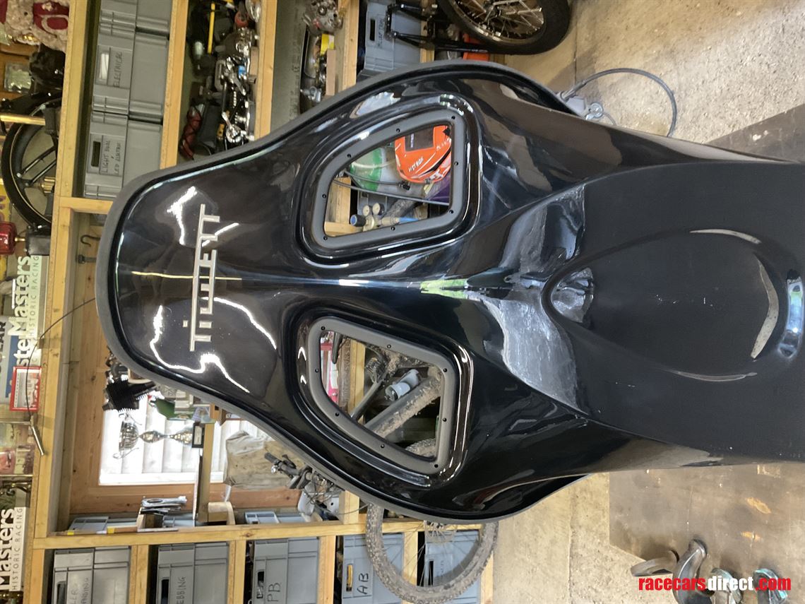 tillett-b6-screamer-seat