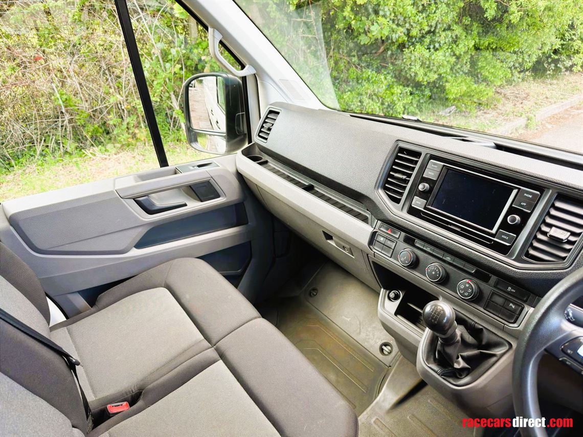 2021-vw-crafter-20-tdi-cr35-trendline-panel-v