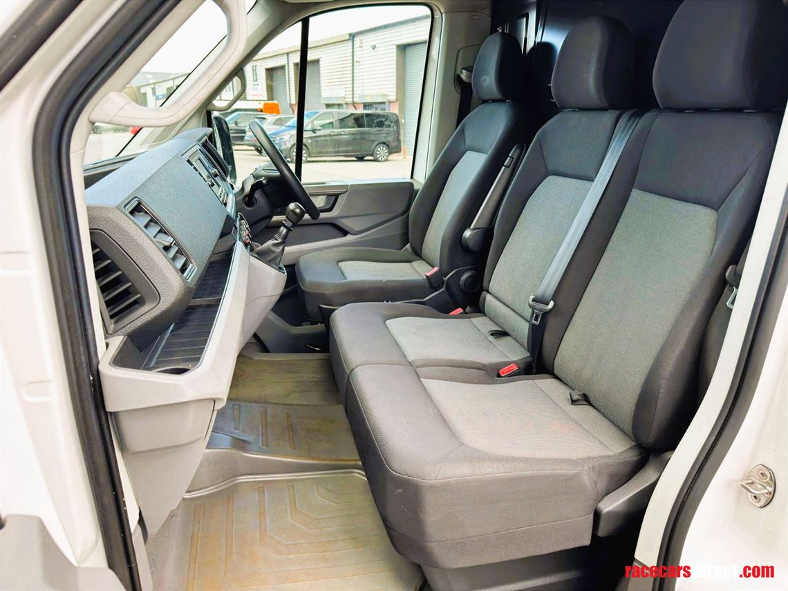 2021-vw-crafter-20-tdi-cr35-trendline-panel-v