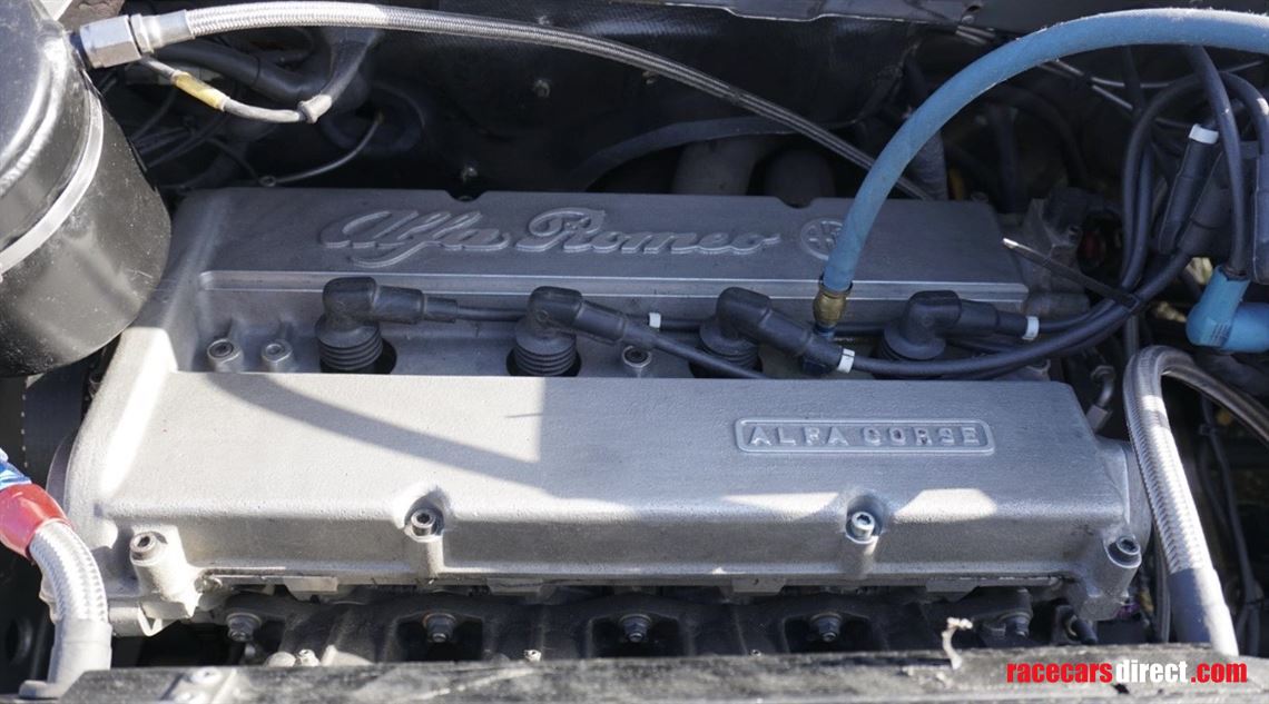 alfa-romeo-155-stw-d2-engine