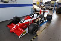 zakspeed-871-formula-1-car-from-1987-brundle
