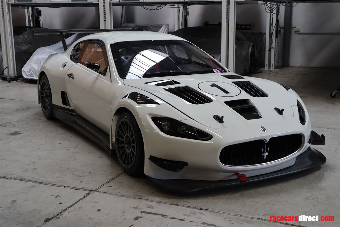 maserati-granturismo-mc-gt3-race-car-rare-1-o