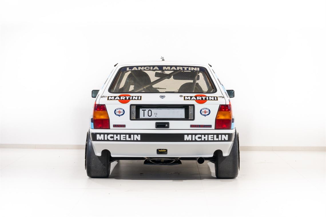 1989-lancia-delta-integrale-8v-gra-martini-ex