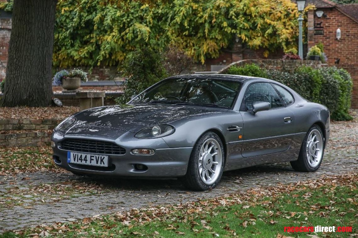 aston-martin-db7-i6
