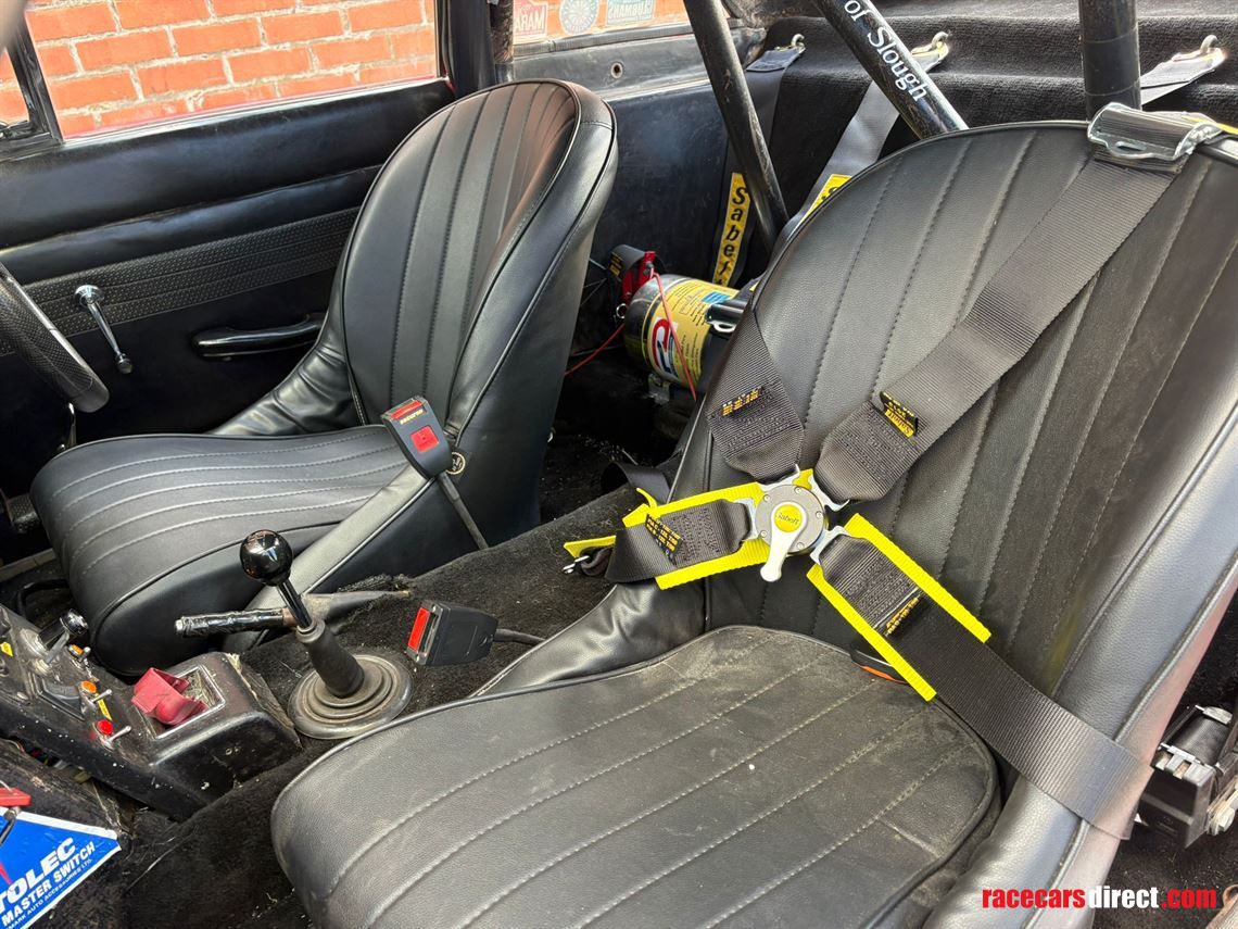 1967-reliant-scimitar-gt-se4a