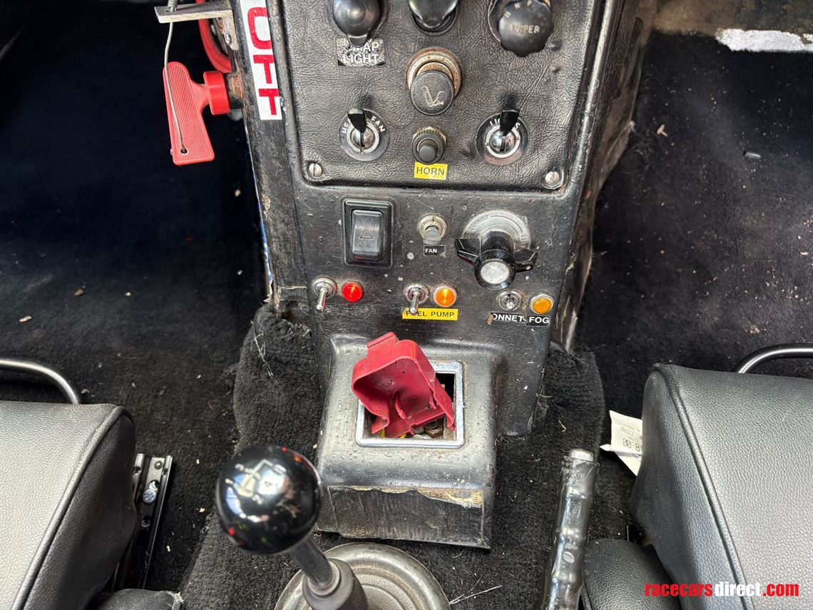 1967-reliant-scimitar-gt-se4a