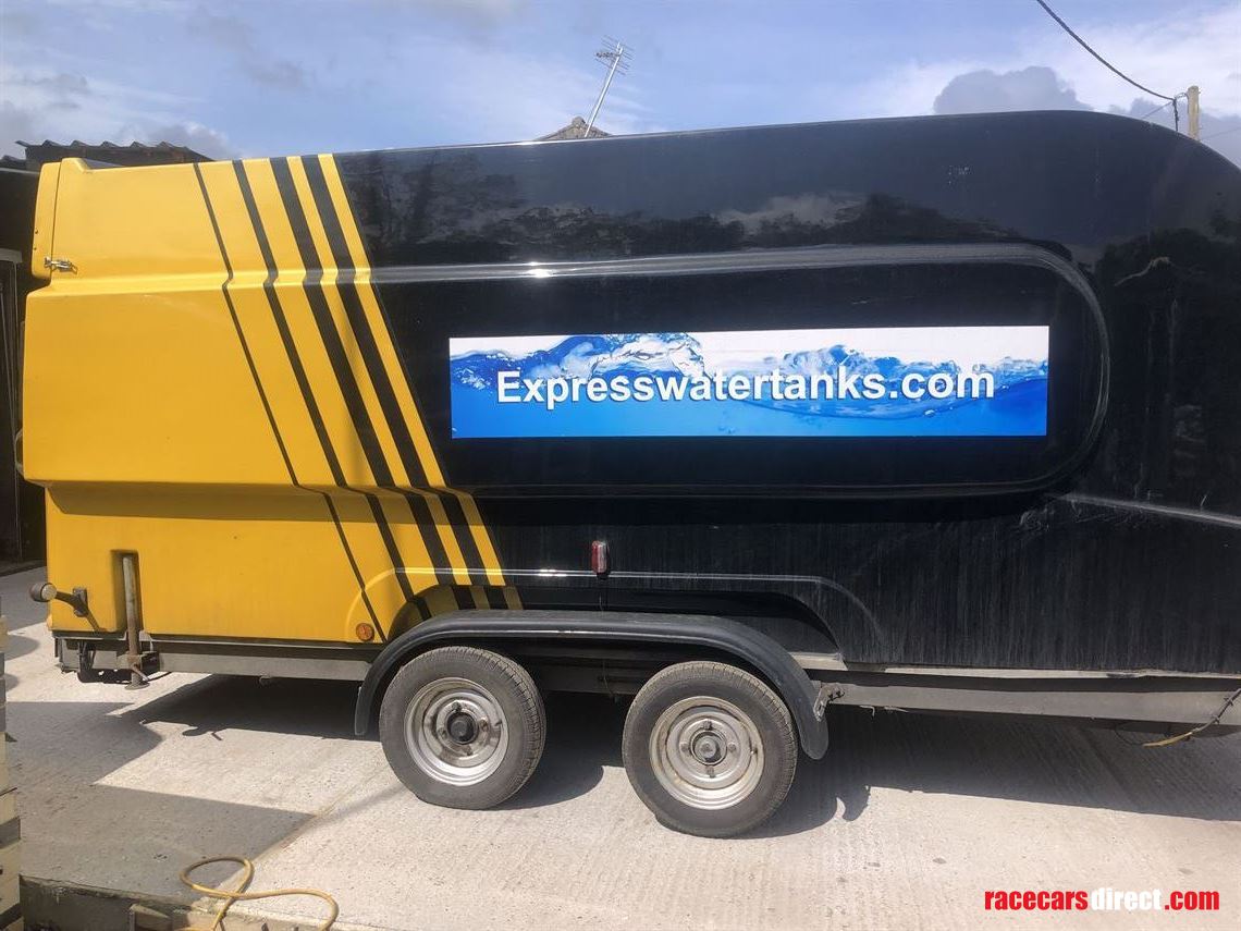 racepod-by-formula-trailers