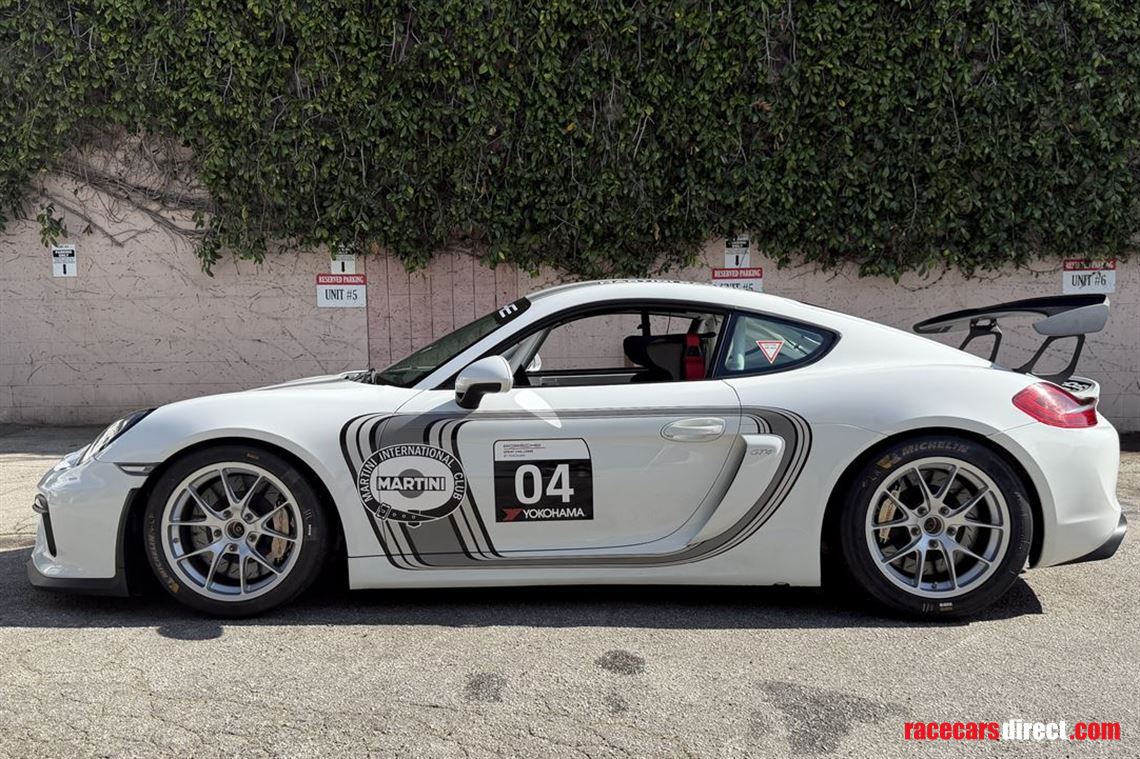 2016-porsche-981-gt4-clubsport