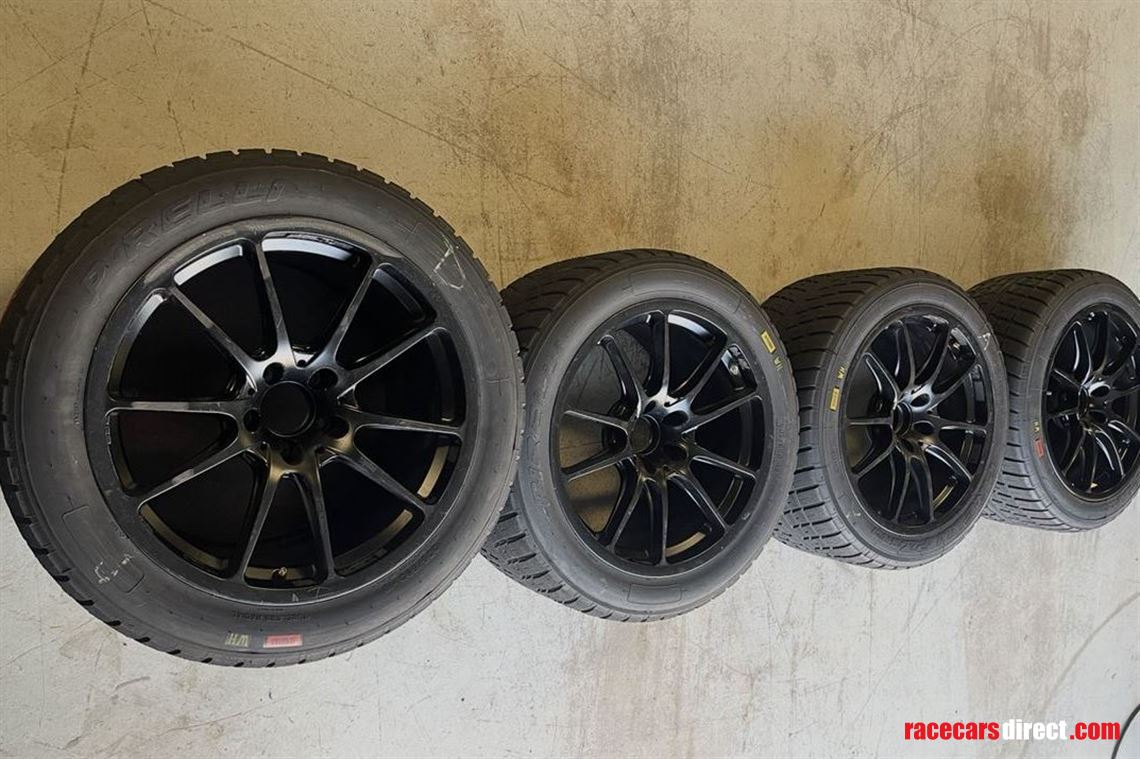 amg-gt4-rims
