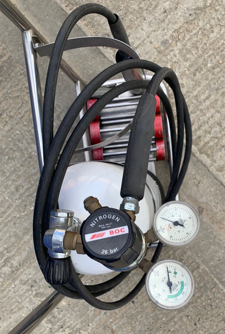 air-jack-equipment