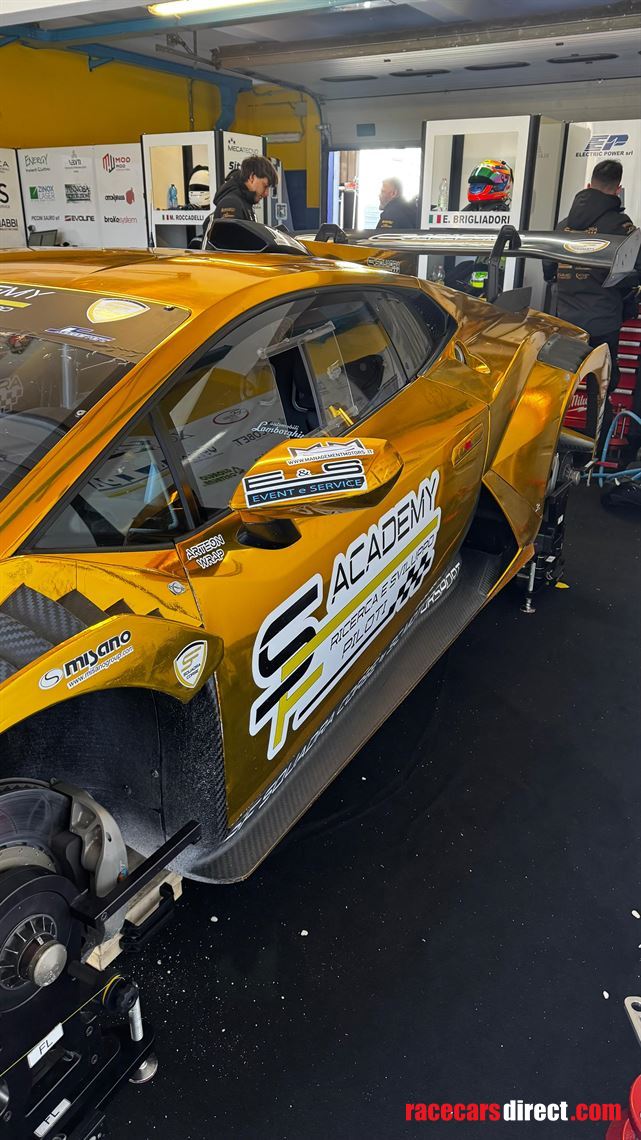 lamborghini-huracan-super-trofeo-evo2